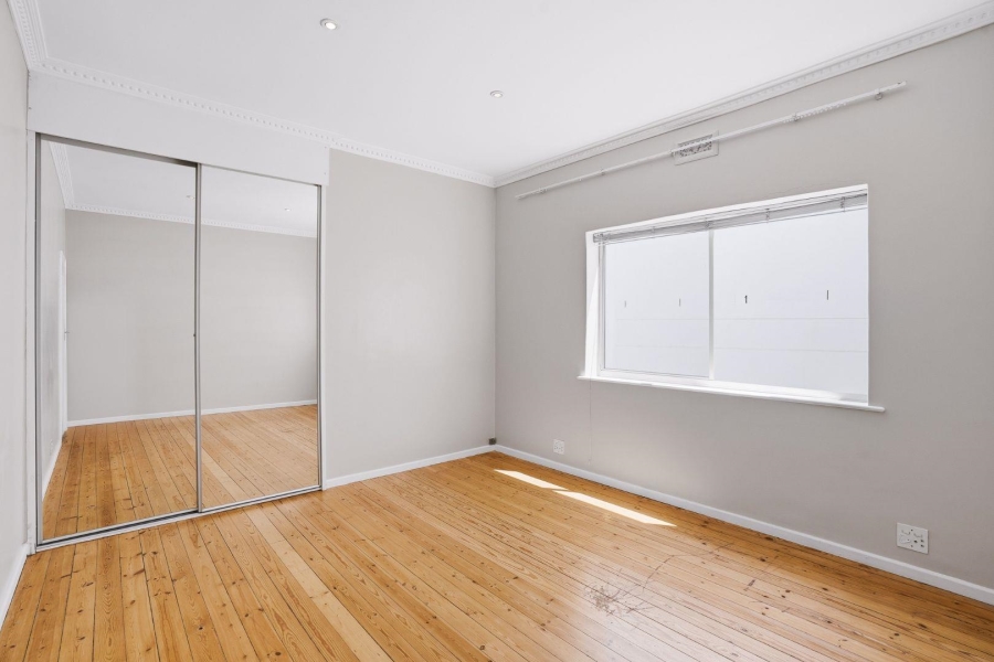 To Let 2 Bedroom Property for Rent in Sea Point Western Cape